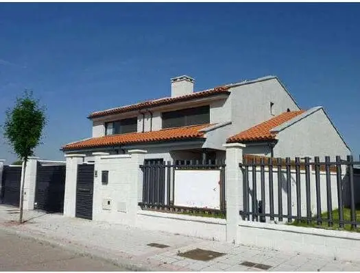 Fachada de vivienda